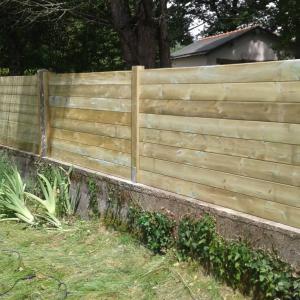 Rénovation clôture béton par clôture bois